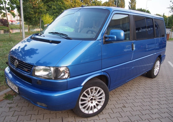 Volkswagen Multivan cena 65000 przebieg: 237000, rok produkcji 2003 z Bydgoszcz małe 436